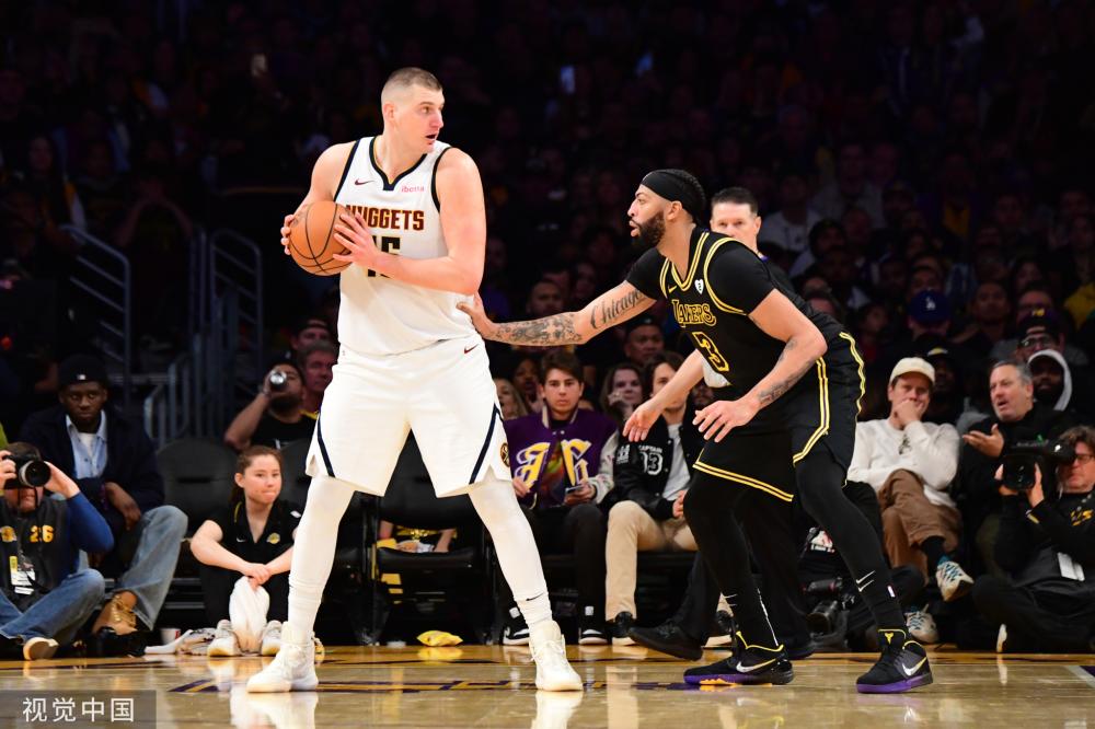 压迫式防守 压迫式防守