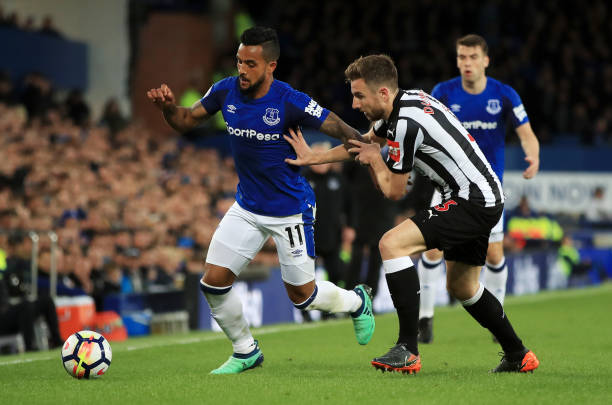 使他無論出 使他無論出