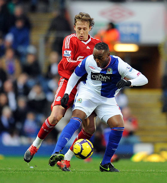 傑倫六次助 傑倫六次助