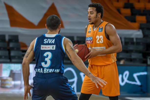 的中锋与防 的中锋与防